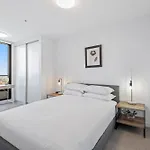 1-Bed Pad With Modern Amenities, Pool & Gym