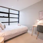 Molly\'S Little Apartments
