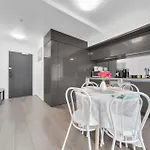 Parkview Apartment In Parkville
