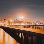 Tranquil Urban Escape In St Kilda