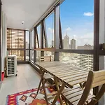Modern Lifestyle In The Heart Of Melbourne