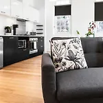 Chic 1Br Apartment In Peaceful Parkville