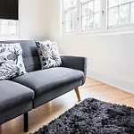 Chic 1Br Apartment In Peaceful Parkville