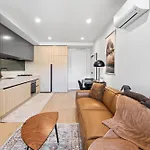 Executive Suite - 1 Bedroom In South Yarra