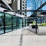 Entire Unit In Front Of Crown With Free Parking & Pool