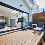 Preston Lux House 5 Bed 5 Bath