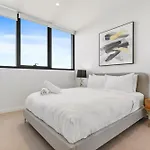 Brand New Apt With Stunning Views & Wifi