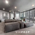 Superb City View 2B1B Next To Crown
