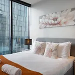 Skyscraper Amazing 180 View 2Br Cbdpoolbalcony