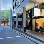Apartment Meng