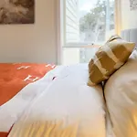 Chic Getaway At Fitzroy North