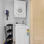 Lovely Boutique 1-Bed Unit With Gym & Pool
