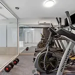 Lovely Boutique 1-Bed Unit With Gym & Pool