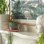 Charming Hideaway Apartment Near St Kilda