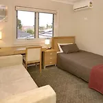 6P - Large Premium Rooms In Shared Space In Brunswick!