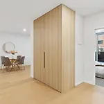 Stylish 1Br In Trendy Area W Big Balcony & Parking