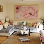 Homestay Lemon Room Close To Station, Gym, Airport