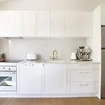 Chic Elwood Escape By Ready Set Stay
