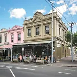 Carlton- Loft Studios To 2Bedroom Lofts-2-4Pax 12Mins City