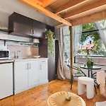 Carlton- Loft Studios To 2Bedroom Lofts-2-4Pax 12Mins City