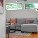 Relaxing Getaway Oasis With Patio In Charming Kew