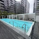 City Meets Bay I Resort Style I 4-Level I Rooftop
