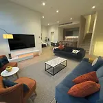 City Meets Bay I Resort Style I 4-Level I Rooftop