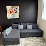 Modern Apartment In Prahran