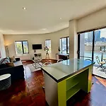 Superb City Views - Apartment, Work Or Just Relax!