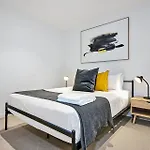 Sunny Southbank Retreat: 2-Bed Haven With City Views