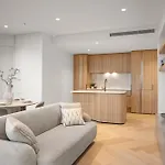 Stupendous Cbd & Garden Views - 2Bdr 2 Bth With Free Parking