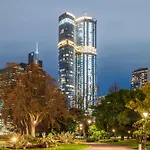 Stupendous Cbd & Garden Views - 2Bdr 2 Bth With Free Parking