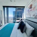 Royal Executive Living Corporate Sky Residence West Side Place