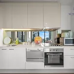 Wow Apartment On Spencer