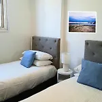 Readyset Apartments At Dockside