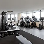 Modern One Bedroom Apt In Cbd Ld3001New
