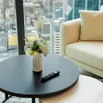 Central High Rise Views Perfect Location Cbd 2B2B
