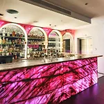 The Motley Hotel Richmond, Tapestry Collection By Hilton