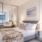 Adjacent To Flagstaff Gardens 1Br In Cbd Melboure