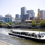 101 Modern Lovely Central Super Cosy Studio Heart Cbd