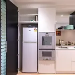 Stylish & Fully Equipped
