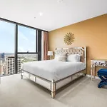 Collins House Apartments By Cllix