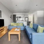Modern Nomads South Yarra Gem 2Br With Carpark Near Station