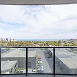 Luxury Bay View Apartment