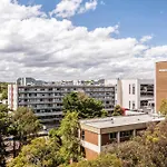 Vaquay Alkina In Hawthorn