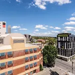 Vaquay Alkina In Hawthorn