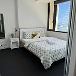 Highview 2 Queen Bed 1 Bath With Gym, Pool And Parking