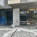 Southern Cross Luxe Retreat