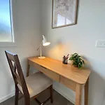 Quiet Cozy Townhouse 6 Mins To Airport And Shoping Mail