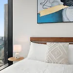 Skybound Escape, Lux 55Th High Floor 2Br In Aus108
